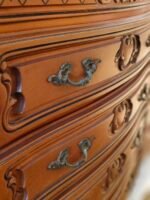 Sideboard with carving - Image 7