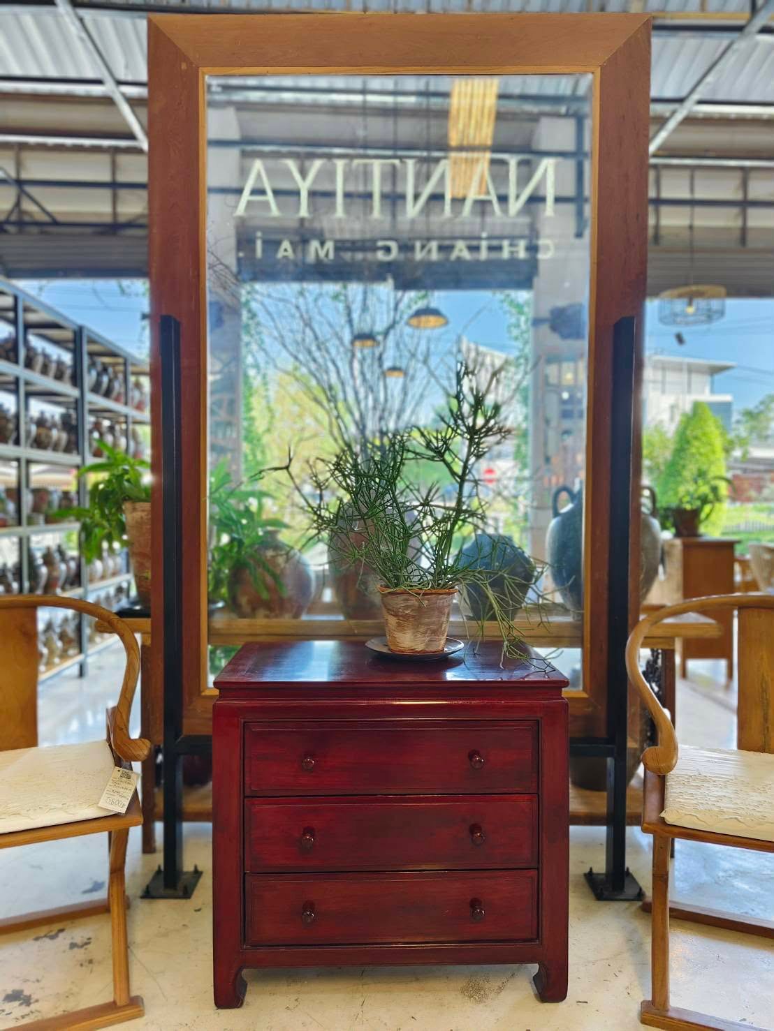 S__22716593_0 Red Cabinet - Image 1