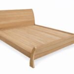 Cruved Leg King Size Bed